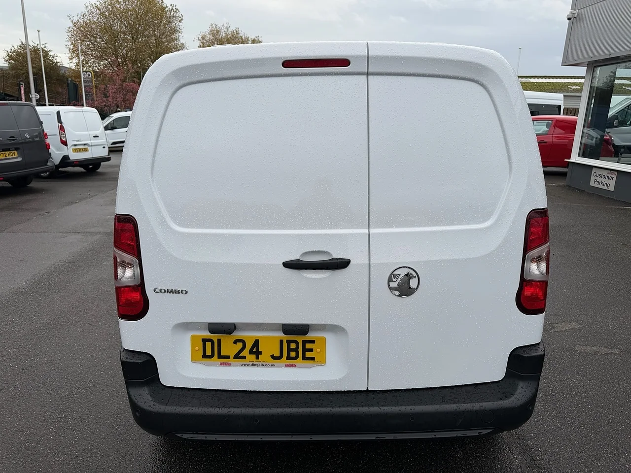2024 Vauxhall Combo Turbo D 2300 Prime L1 - Thumbnail 16