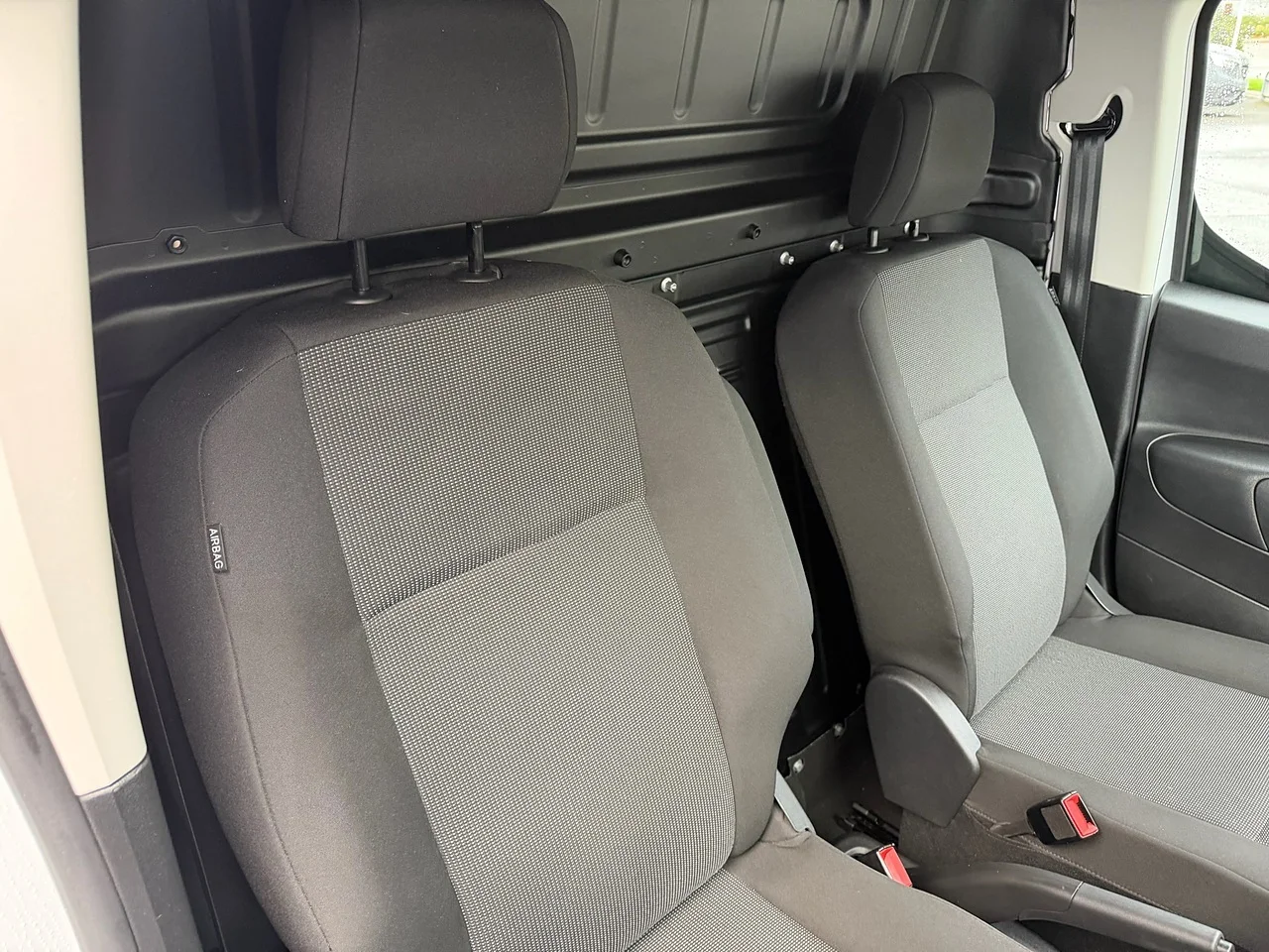 2024 Vauxhall Combo Turbo D 2300 Prime L1 - Thumbnail 6