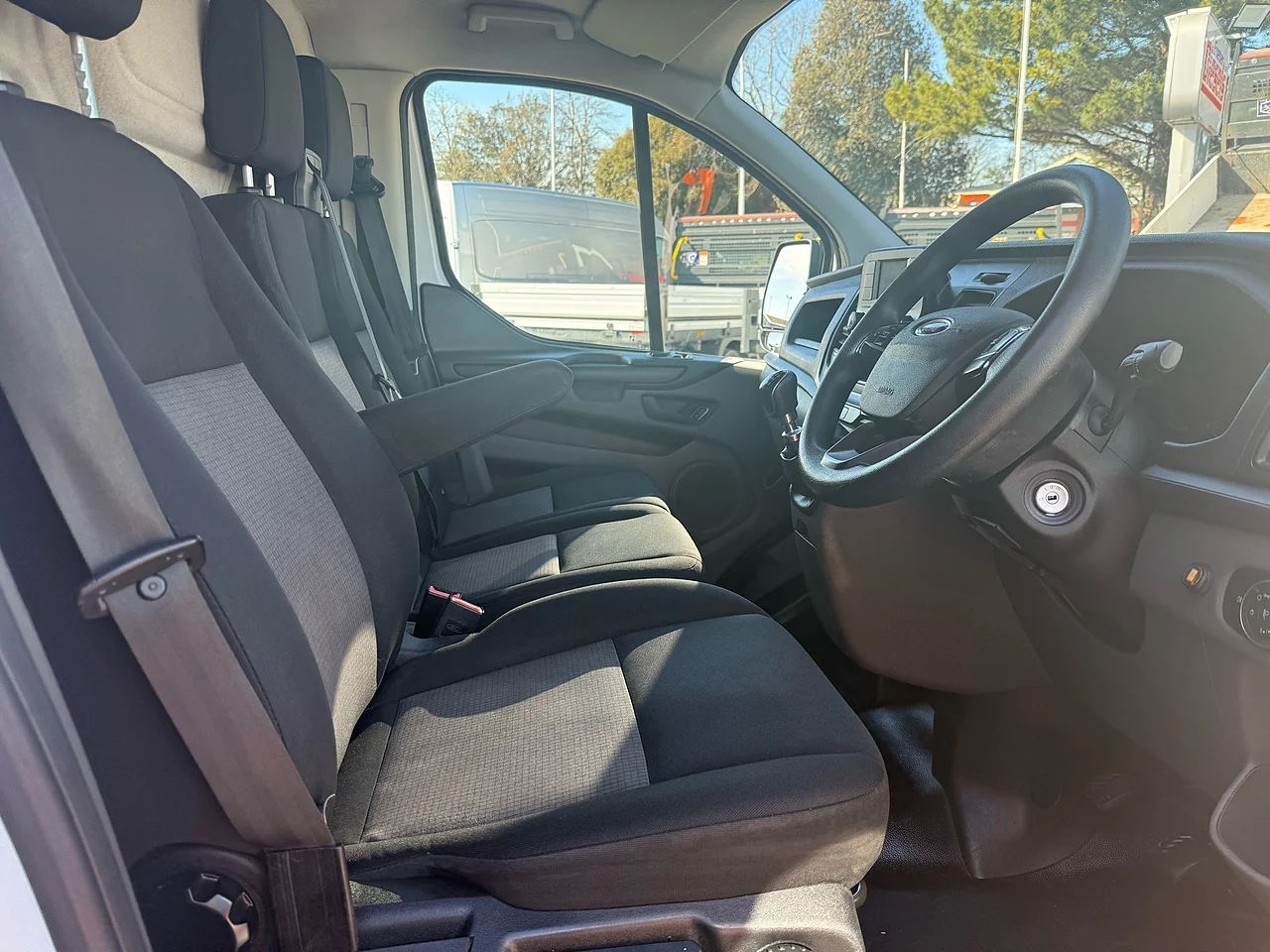 2022 Ford Transit Custom 280 EcoBlue Leader SWB - Thumbnail 5