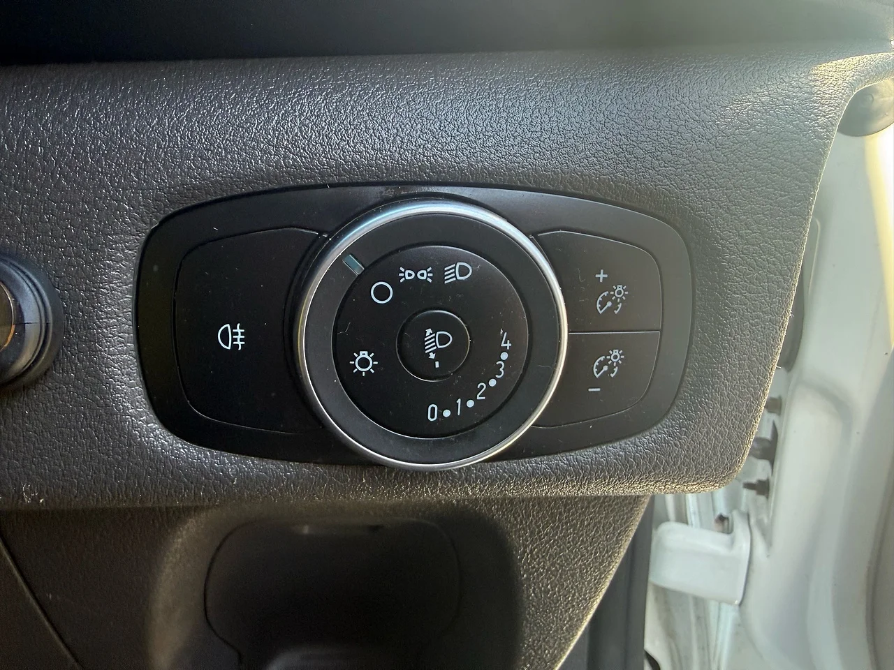 2022 Ford Transit Custom 280 EcoBlue Leader SWB - Thumbnail 10