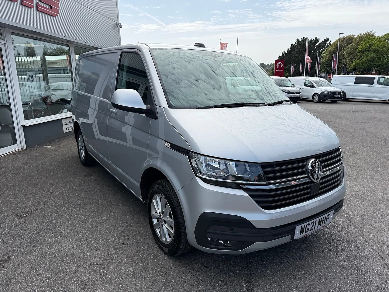 2021 Volkswagen Transporter TDI T28 Highline SWB - Thumbnail 3