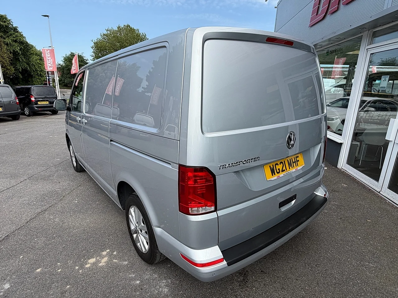 2021 Volkswagen Transporter TDI T28 Highline SWB - Thumbnail 7