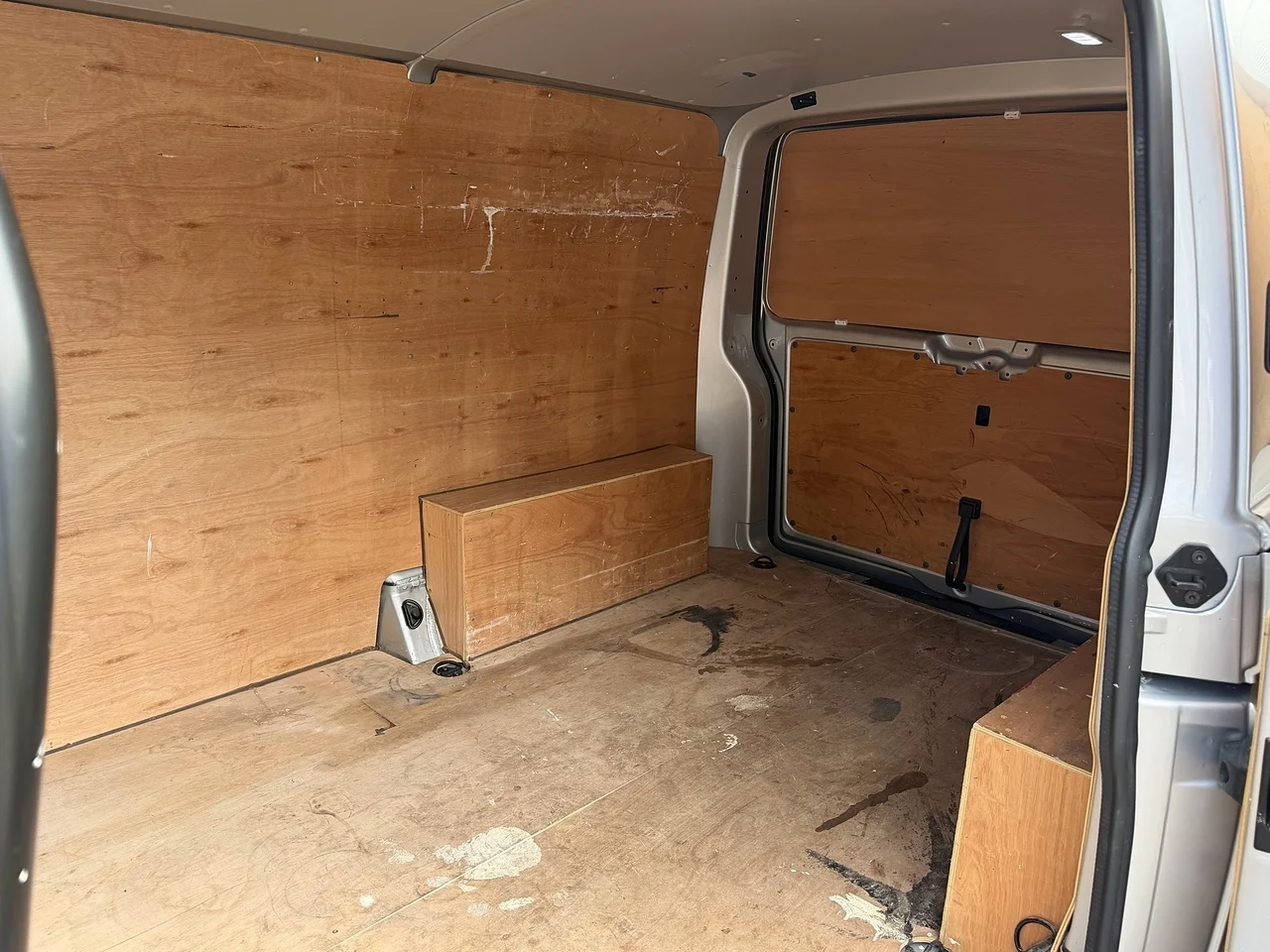 2021 Volkswagen Transporter TDI T28 Highline SWB - Thumbnail 10