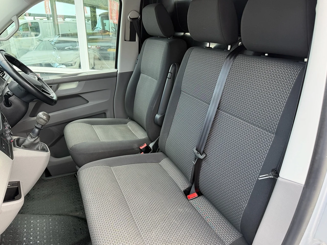 2021 Volkswagen Transporter TDI T28 Highline SWB - Thumbnail 11