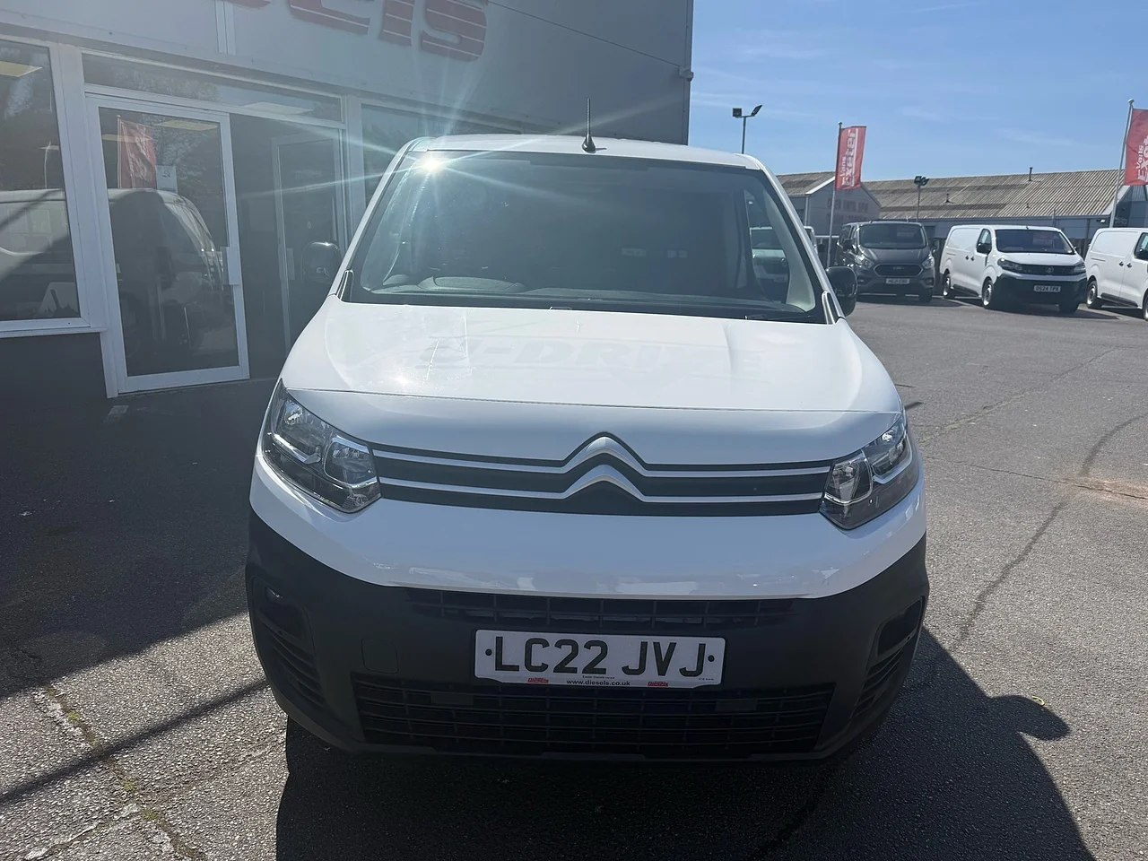 2022 Citroen Berlingo BlueHDi 1000 Enterprise M Pro - Thumbnail 4