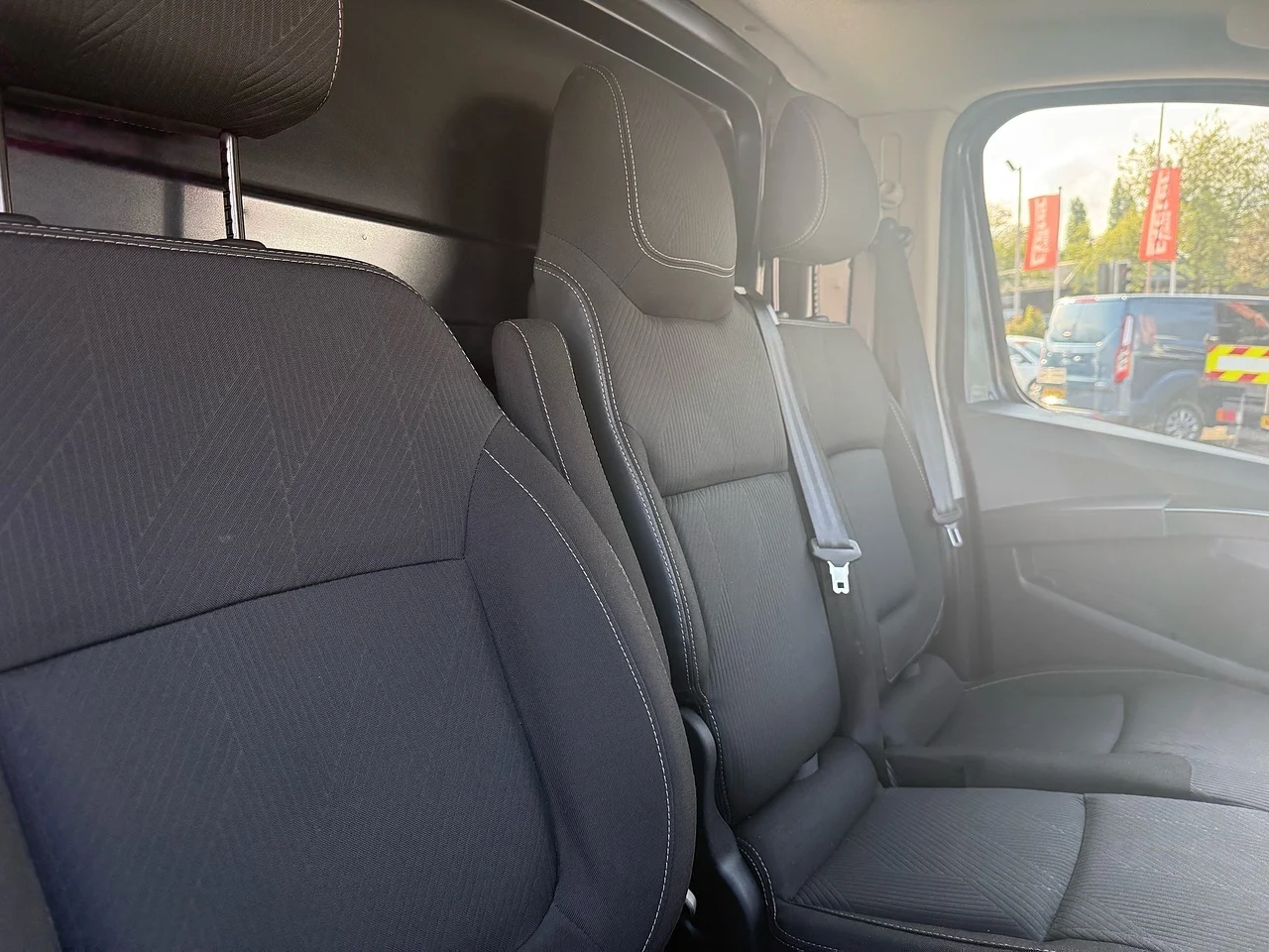 2023 Renault Trafic dCi Blue LL30 Sport+ - Thumbnail 7