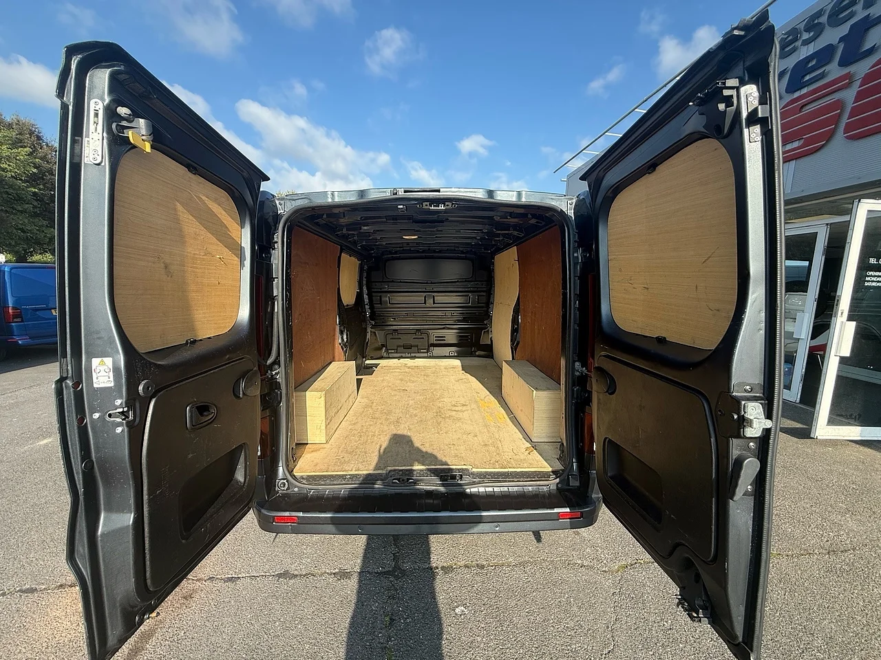 2023 Renault Trafic dCi Blue LL30 Sport+ - Thumbnail 14