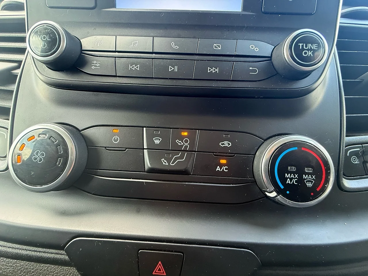 2024 Ford Transit 350 EcoBlue Leader - Thumbnail 10