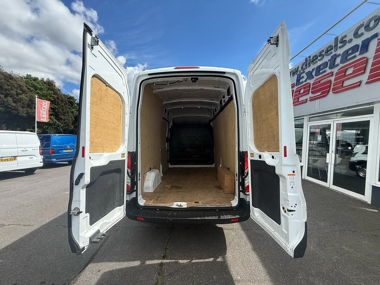 2024 Ford Transit 350 EcoBlue Leader - Thumbnail 16