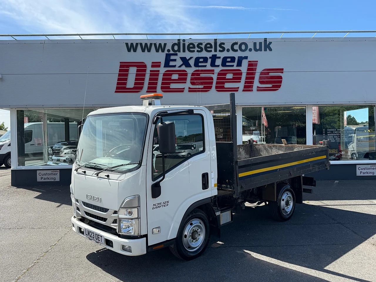 2023 Isuzu Grafter D N35 - Image 1