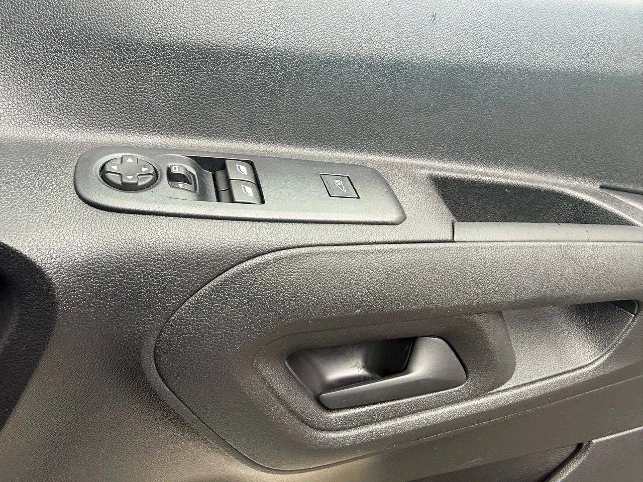 2023 Citroen Berlingo BlueHDi 1000 Enterprise Edition M - Thumbnail 12