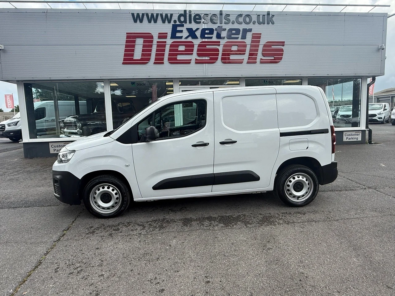 2023 Citroen Berlingo BlueHDi 1000 Enterprise Edition M - Thumbnail 13