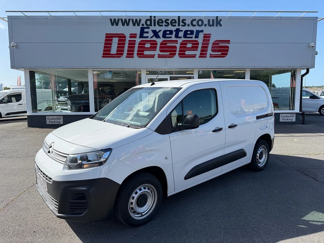 2023 Citroen Berlingo BlueHDi 650 Enterprise Edition M - Image 1