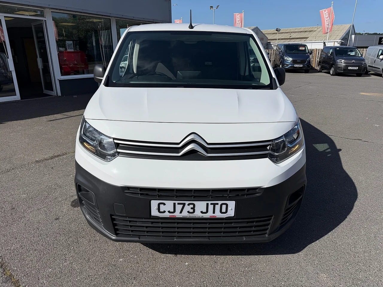 2023 Citroen Berlingo BlueHDi 650 Enterprise Edition M - Thumbnail 2
