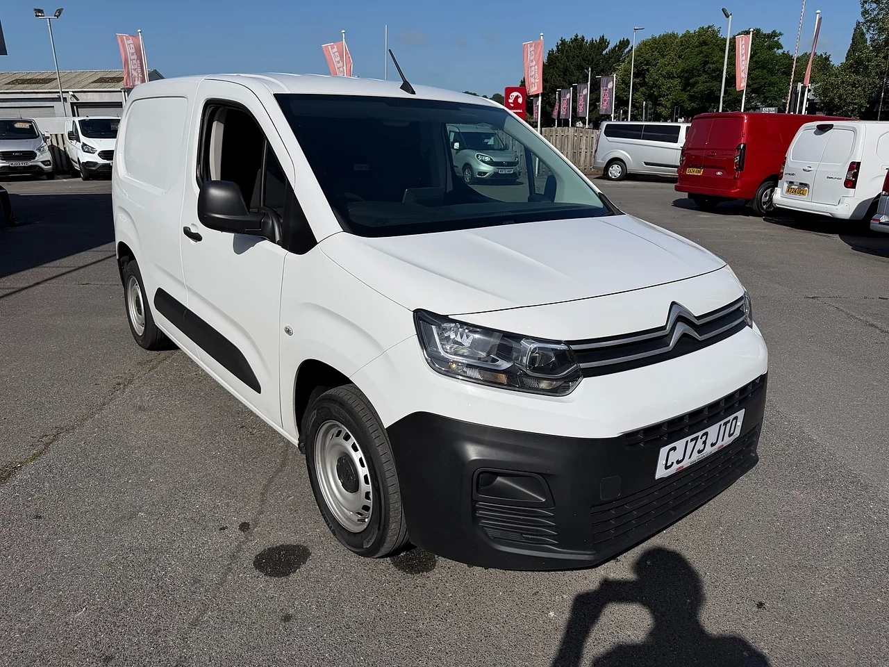 2023 Citroen Berlingo BlueHDi 650 Enterprise Edition M - Thumbnail 3
