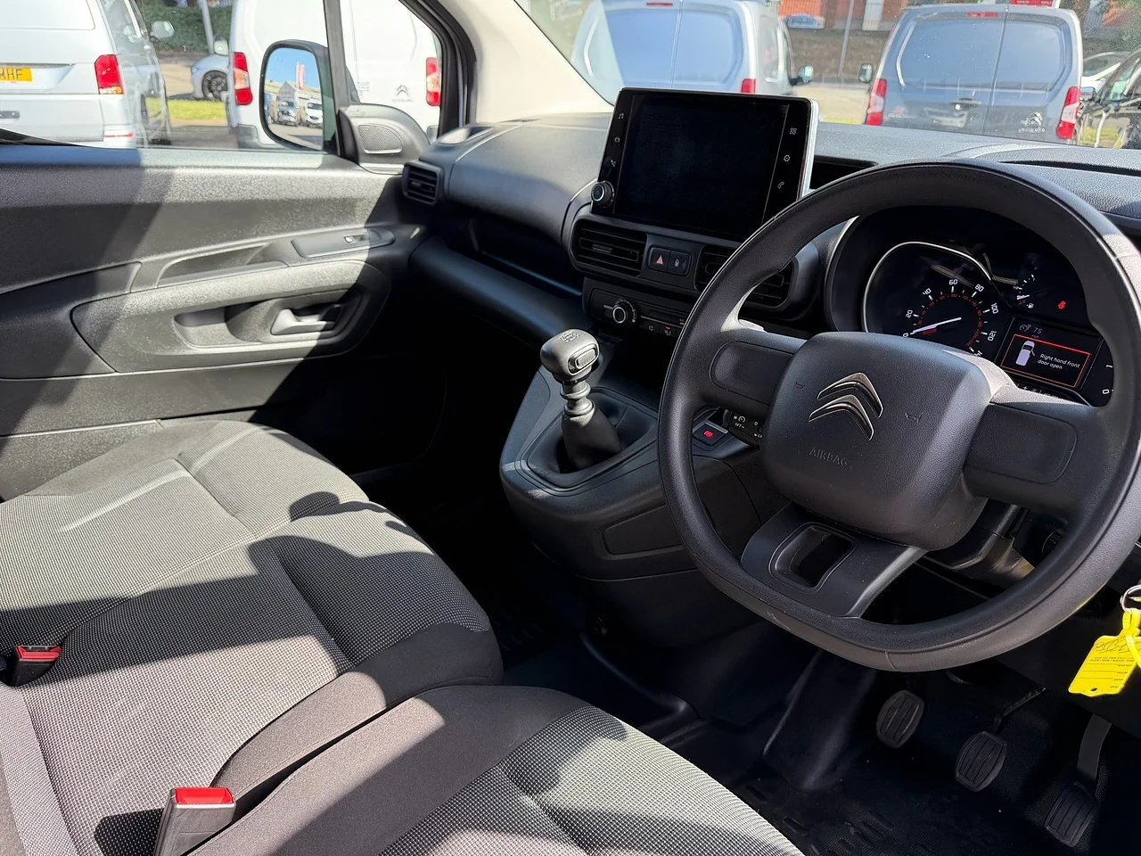 2023 Citroen Berlingo BlueHDi 650 Enterprise Edition M - Thumbnail 11
