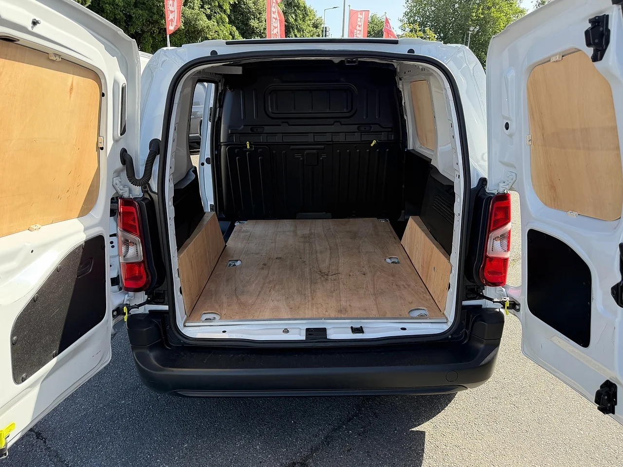 2023 Citroen Berlingo BlueHDi 650 Enterprise Edition M - Thumbnail 20