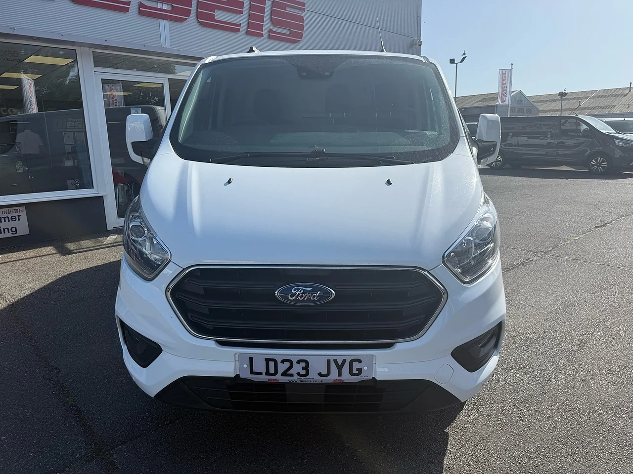 2023 Ford Transit Custom 300 EcoBlue Limited - Thumbnail 4