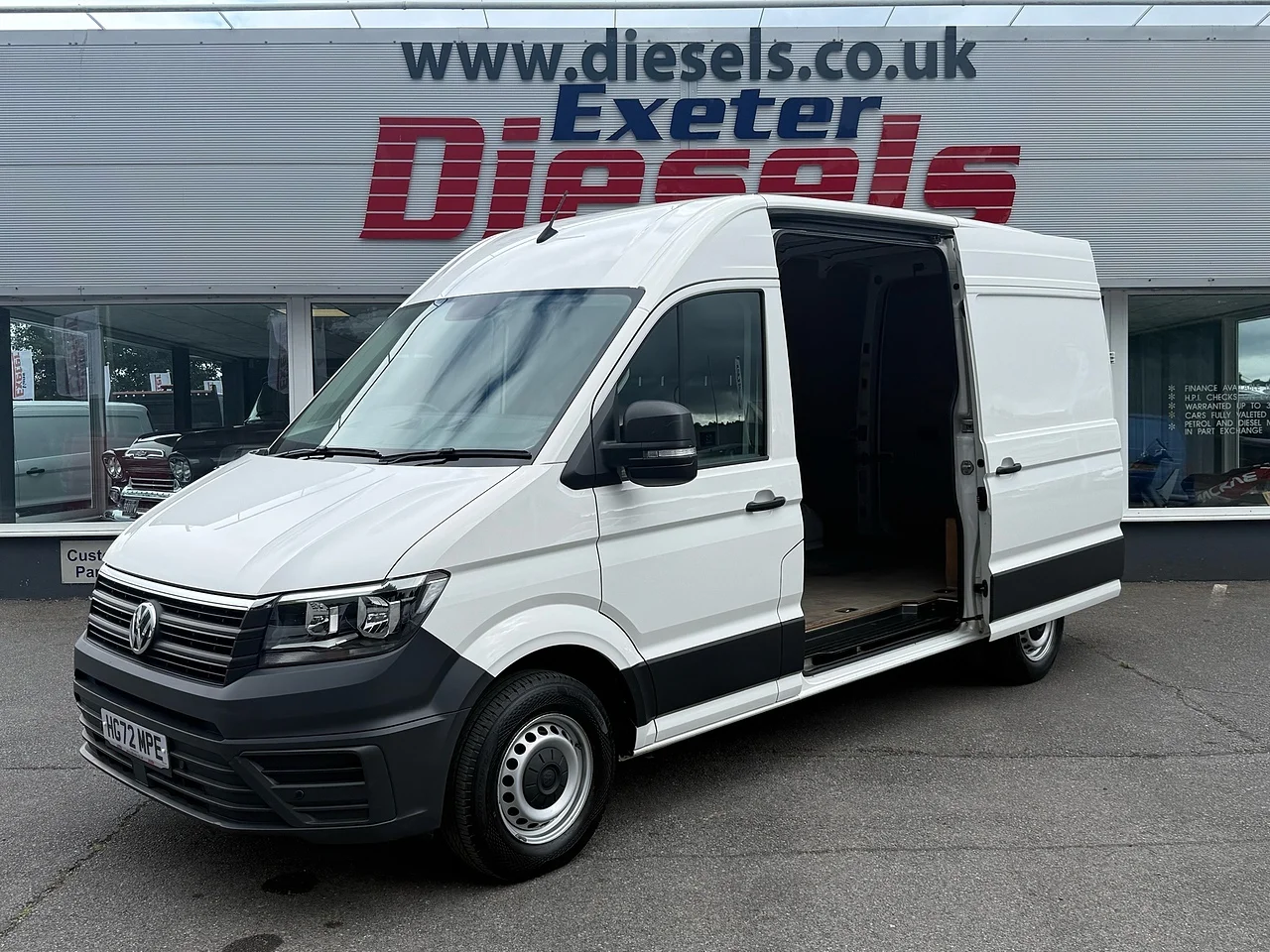 2022 Volkswagen Crafter TDI CR35 Trendline Business L2H2 - Thumbnail 2