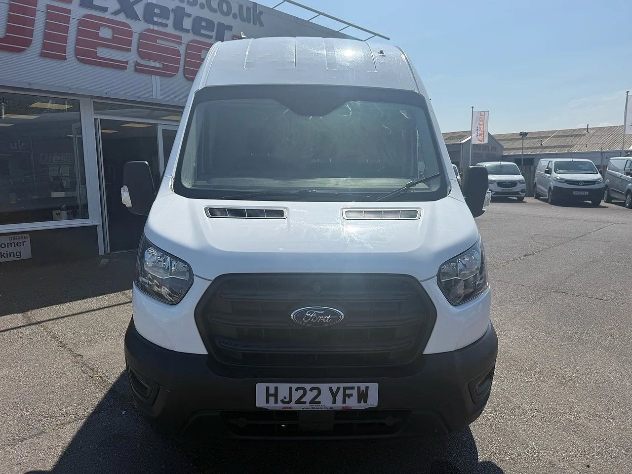 2022 Ford Transit 350 EcoBlue Leader L4H3 - Thumbnail 3