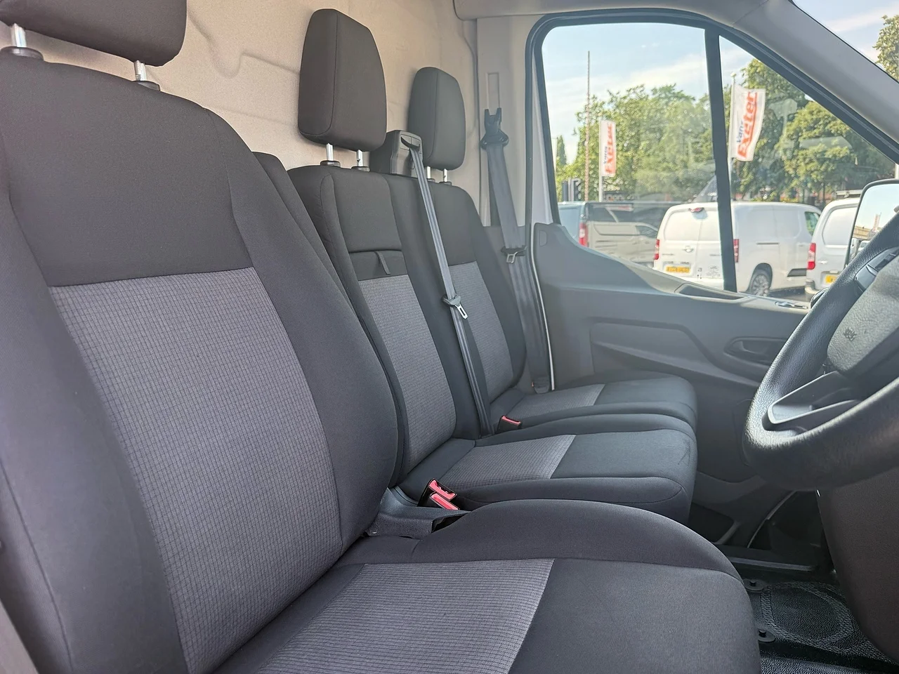 2022 Ford Transit 350 EcoBlue Leader L4H3 - Thumbnail 5
