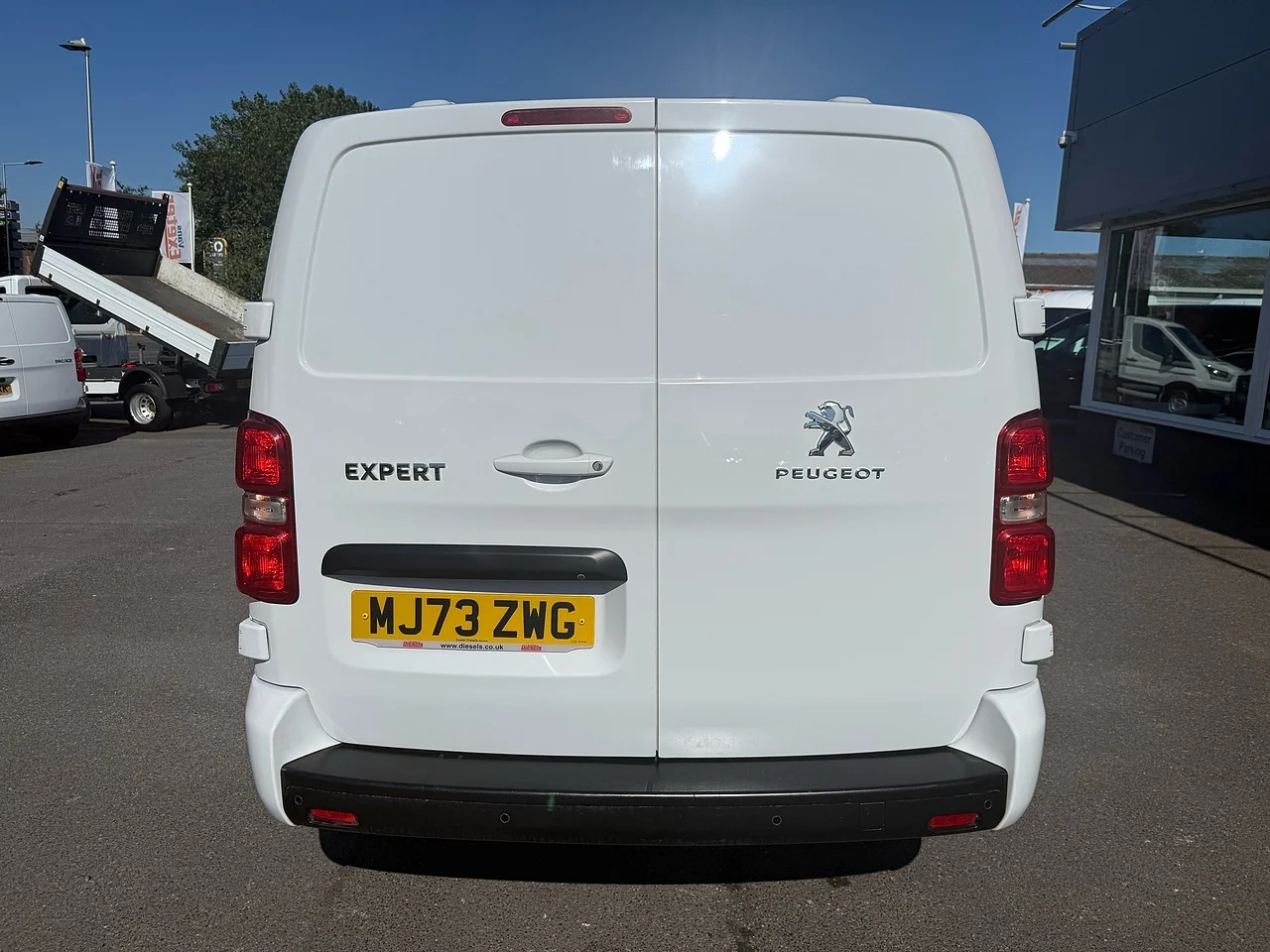 2023 Peugeot Expert BlueHDi 1000 Asphalt Premium + LWB - Thumbnail 17