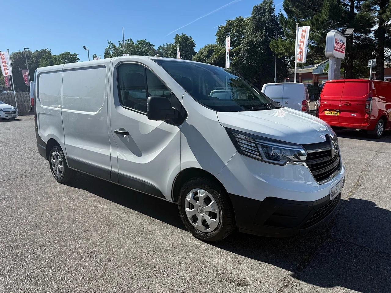 2023 Renault Trafic dCi Blue SL28 Business - Thumbnail 13