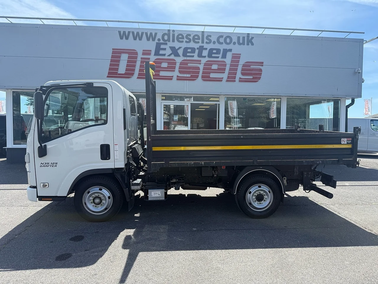 2023 Isuzu Grafter - Thumbnail 10
