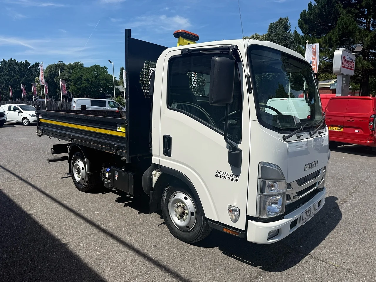 2023 Isuzu Grafter - Thumbnail 14