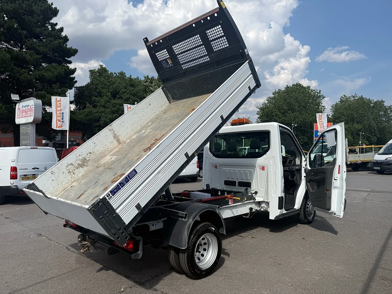 2023 Ford Transit 350 EcoBlue Leader Tipper (1 Way) L2 - Thumbnail 17