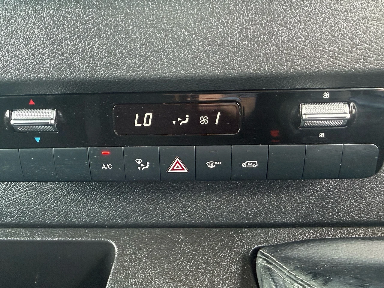 2023 Mercedes-Benz Sprinter 315 CDI Premium L2H2 - Thumbnail 10
