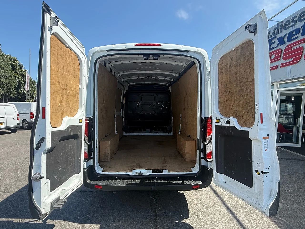 2023 Ford Transit 350 EcoBlue Leader - Thumbnail 14