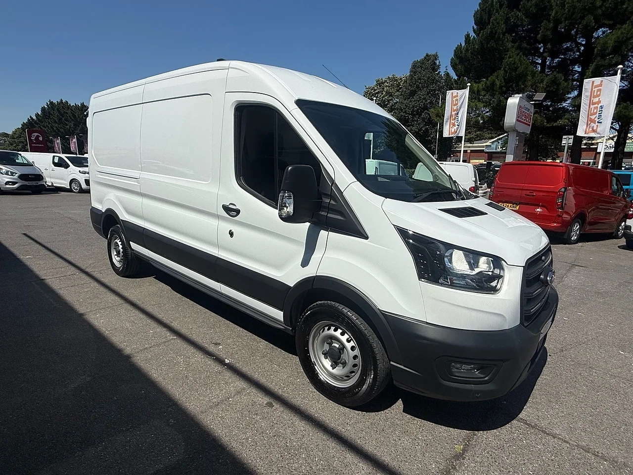2023 Ford Transit 350 EcoBlue Leader - Thumbnail 15