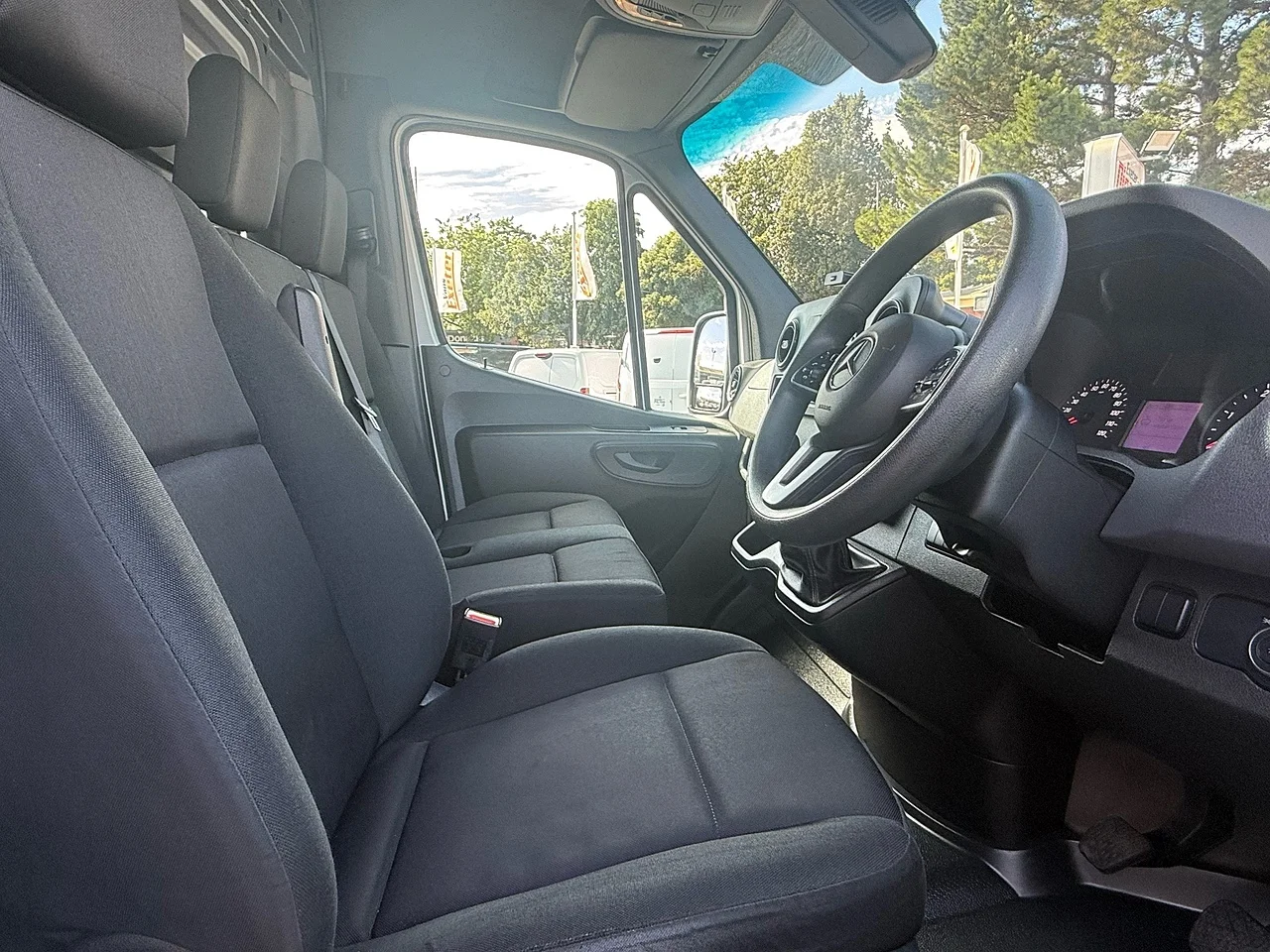 2023 Mercedes-Benz Sprinter 315 CDI Progressive L2H2 - Thumbnail 4