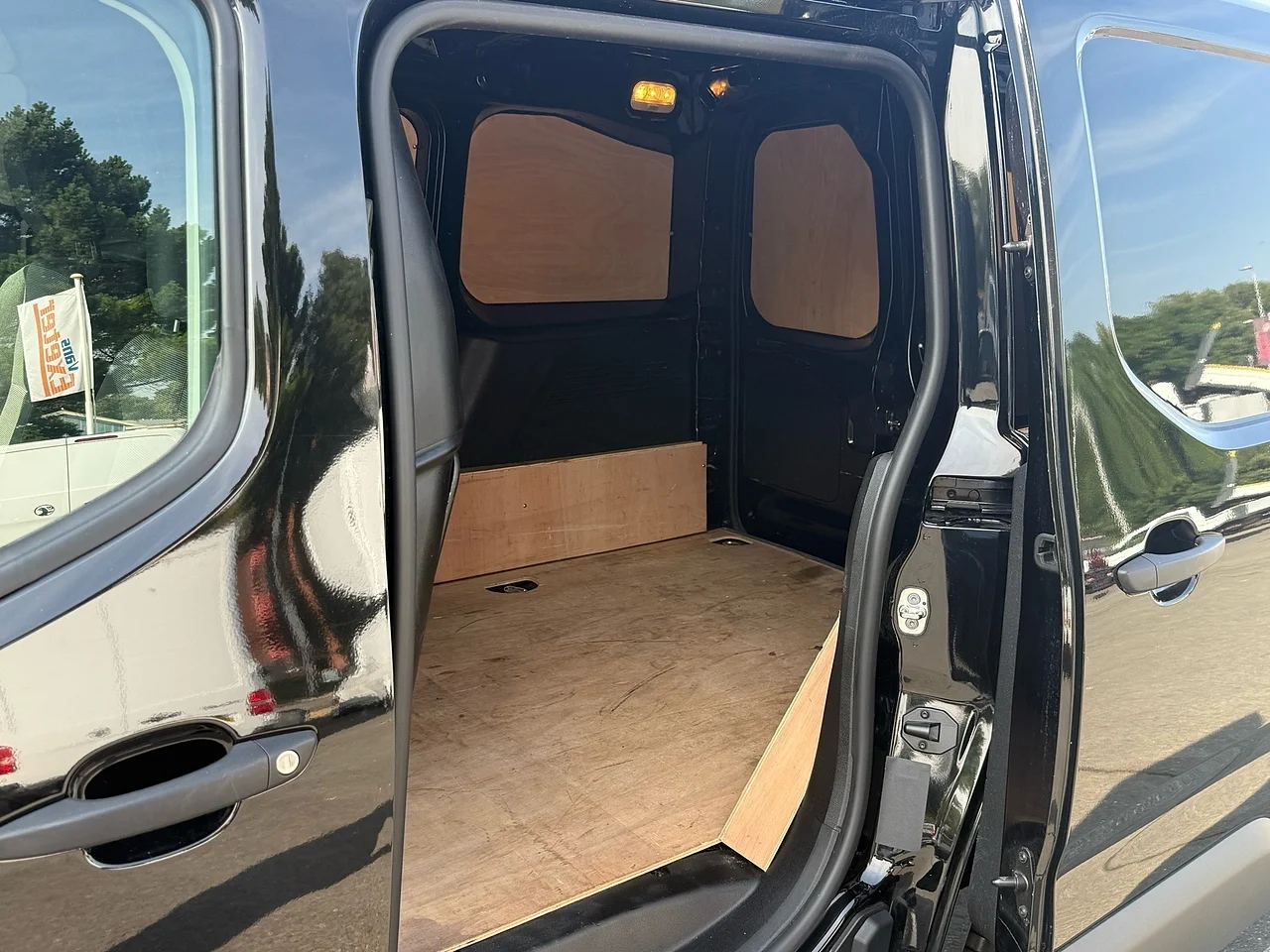 2025 Citroen Berlingo BlueHDi 1000 Enterprise M - Thumbnail 16