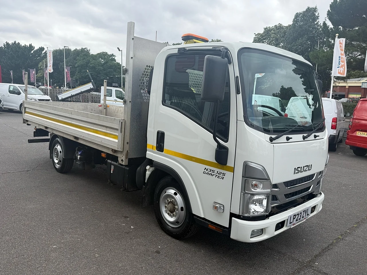 2023 Isuzu Grafter D N35 - Thumbnail 10