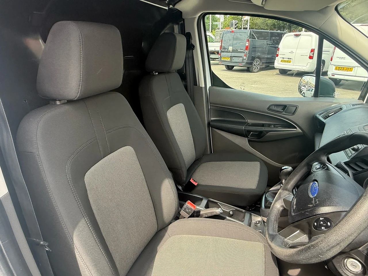 2023 Ford Transit Connect 230 EcoBlue Leader - Thumbnail 4
