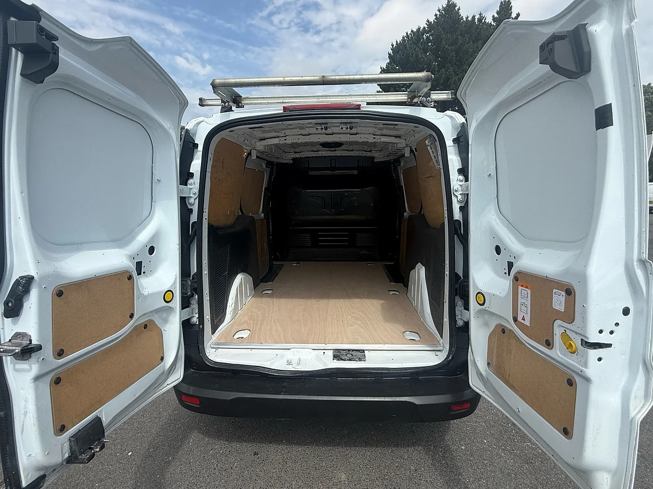 2023 Ford Transit Connect 230 EcoBlue Leader - Thumbnail 16