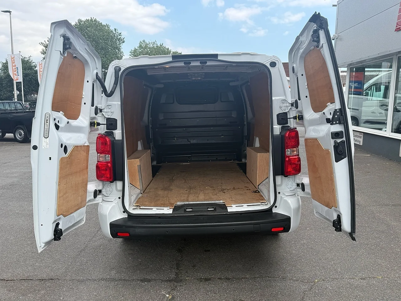 2023 Vauxhall Vivaro Turbo D 2900 Pro L2H1 - Thumbnail 15