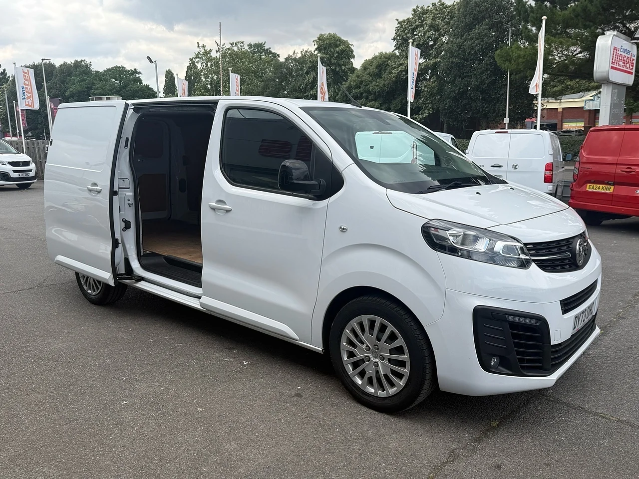 2023 Vauxhall Vivaro Turbo D 2900 Pro L2H1 - Thumbnail 18