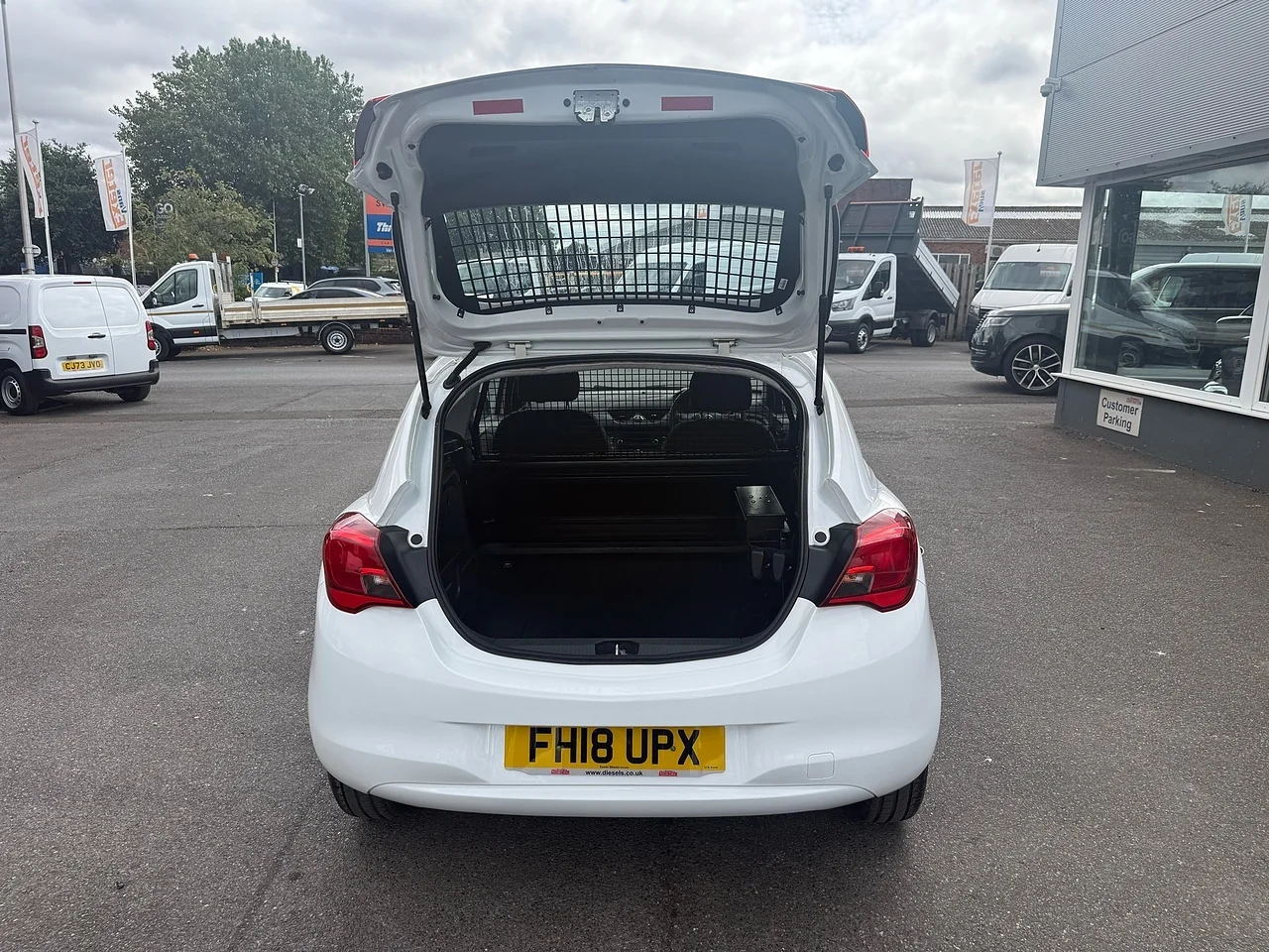 2018 Vauxhall Corsa Van CDTi ecoFLEX - Thumbnail 8