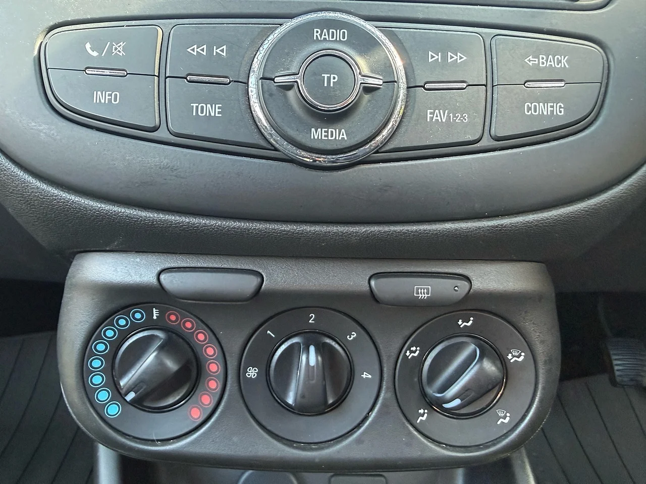 2018 Vauxhall Corsa Van CDTi ecoFLEX - Thumbnail 7