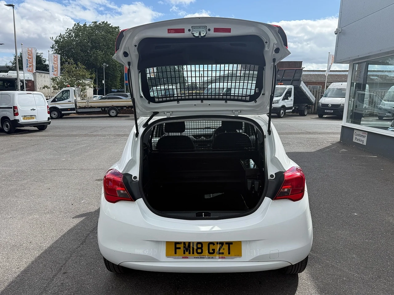 2018 Vauxhall Corsa Van CDTi ecoFLEX - Thumbnail 9