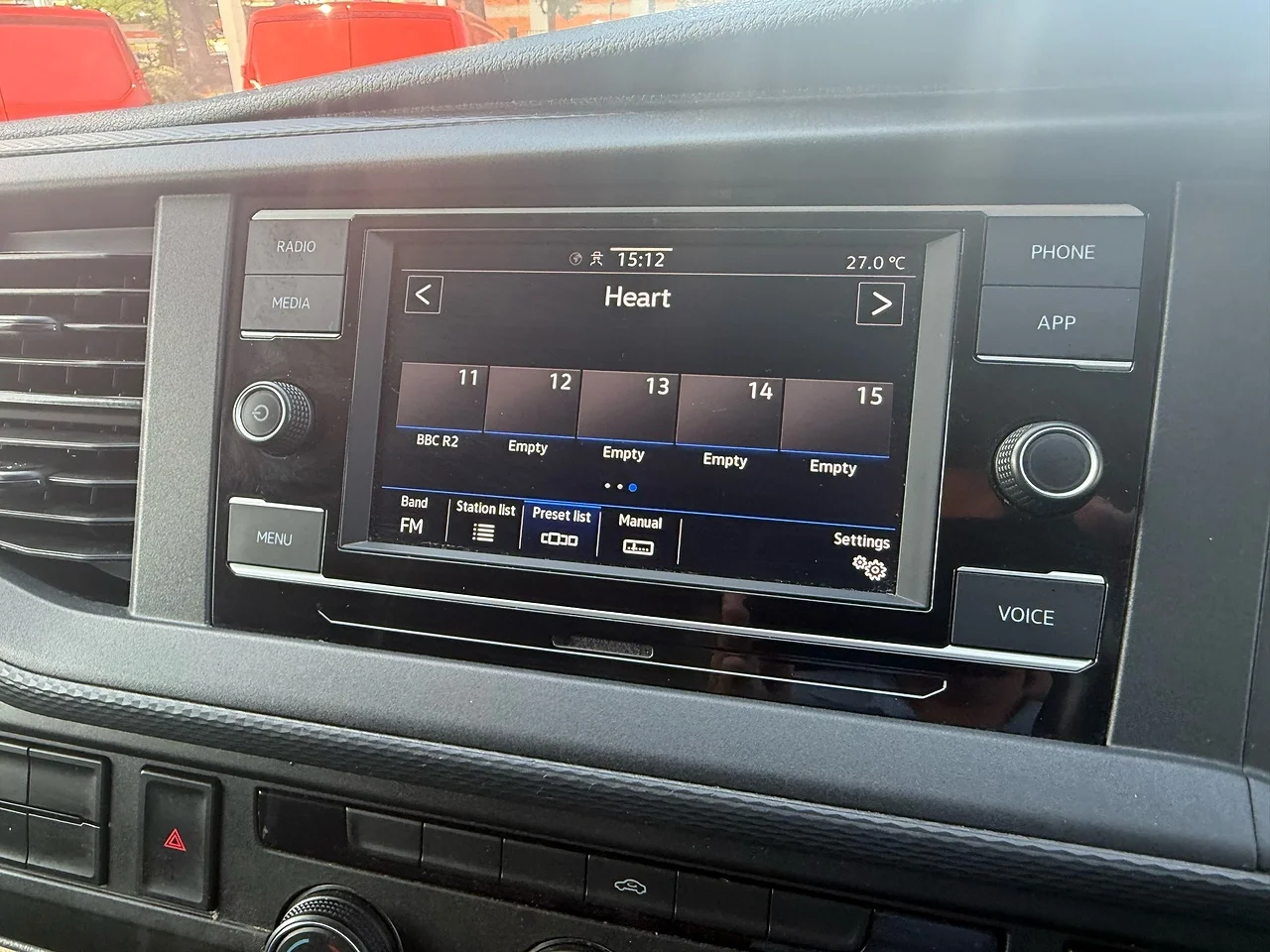 2022 Volkswagen Transporter TDI T28 Startline T6.1 SWB - Thumbnail 6