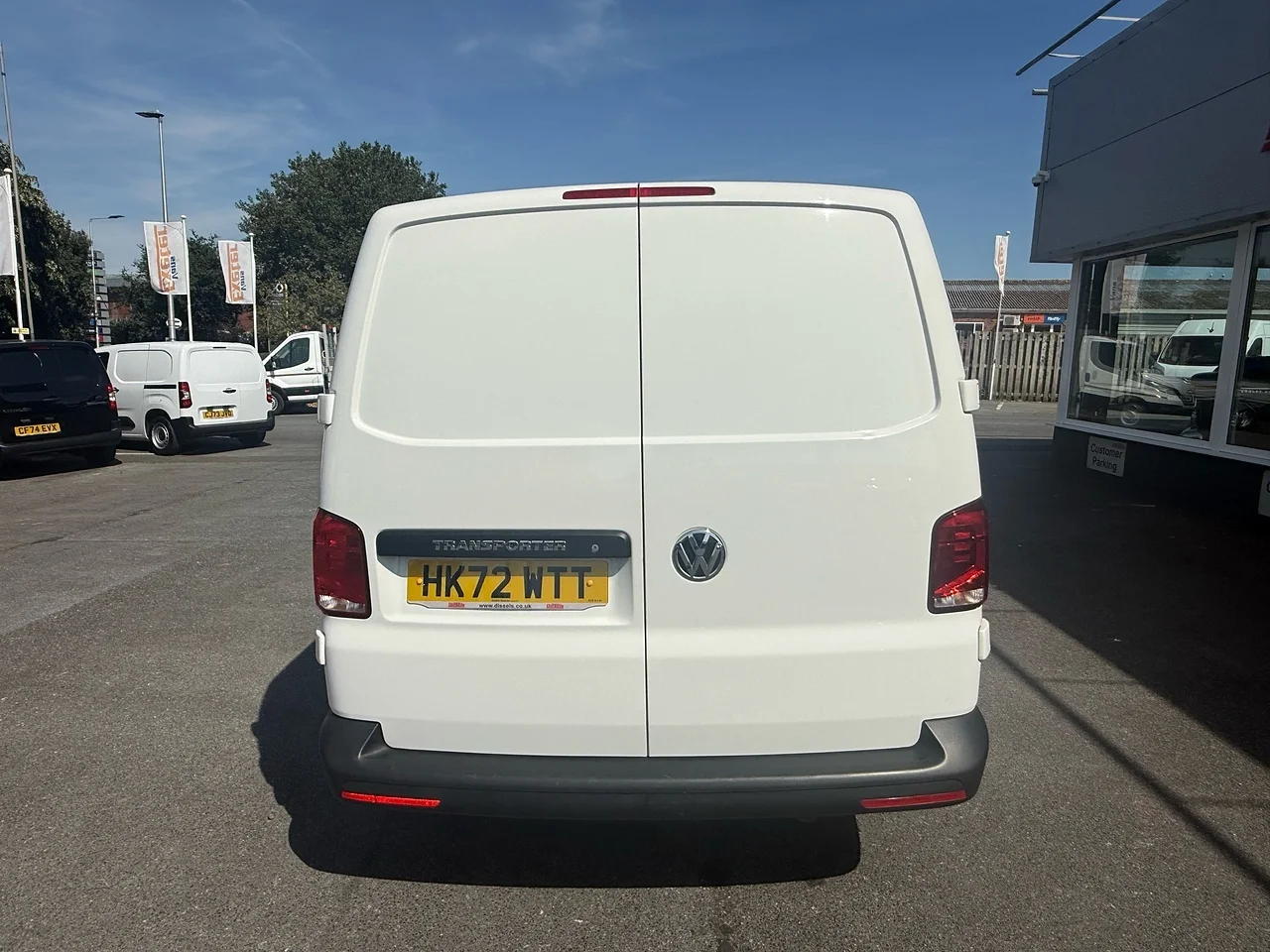 2022 Volkswagen Transporter TDI T28 Startline T6.1 SWB - Thumbnail 11