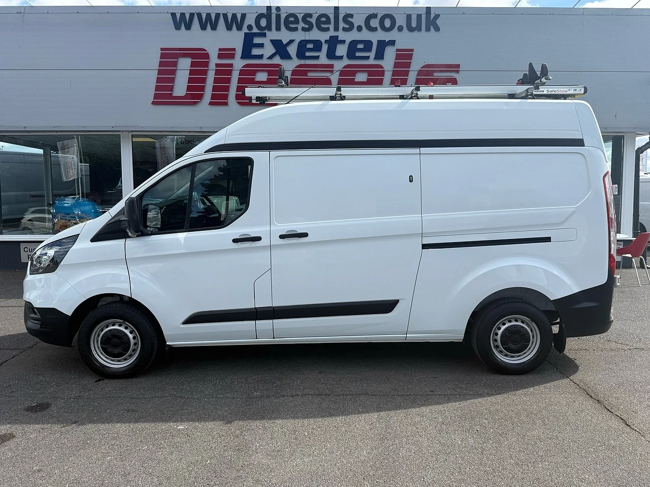 2021 Ford Transit Custom 300 EcoBlue Leader L2H2 - Thumbnail 13
