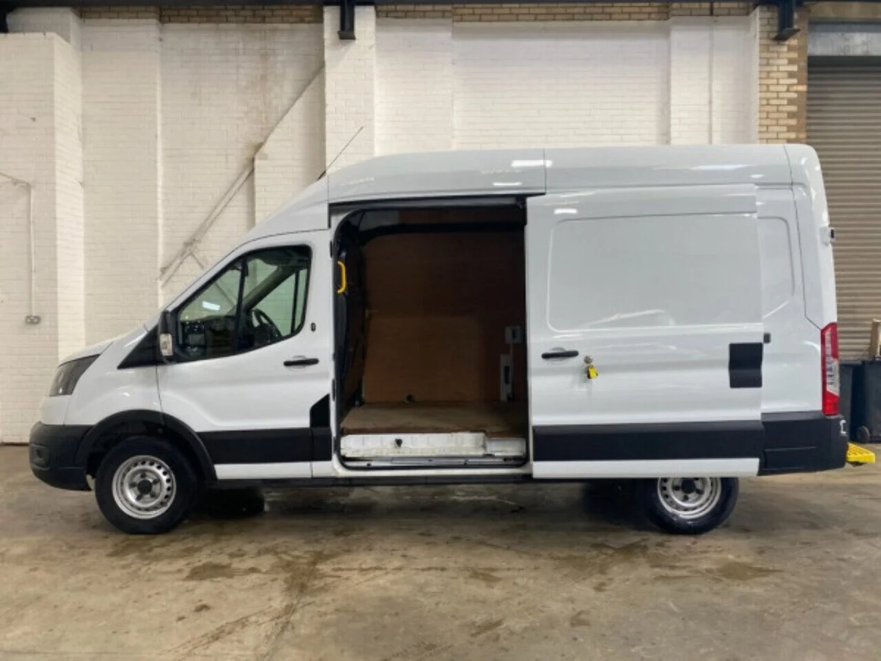 2023 Ford Transit 350 EcoBlue Leader RWD - Thumbnail 6