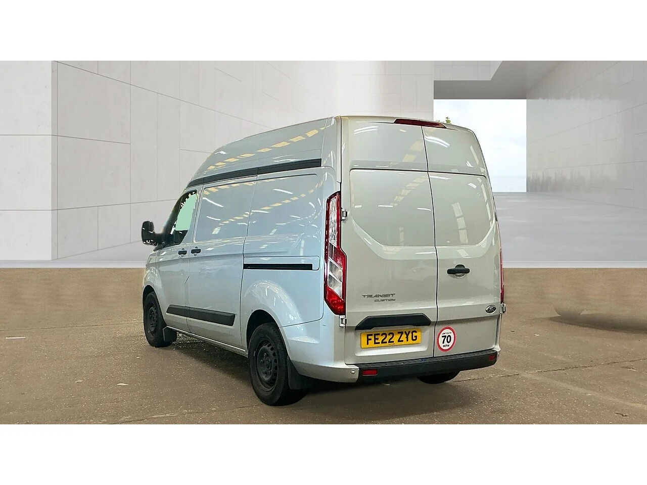2022 Ford Transit Custom 320 EcoBlue Trend - Thumbnail 9