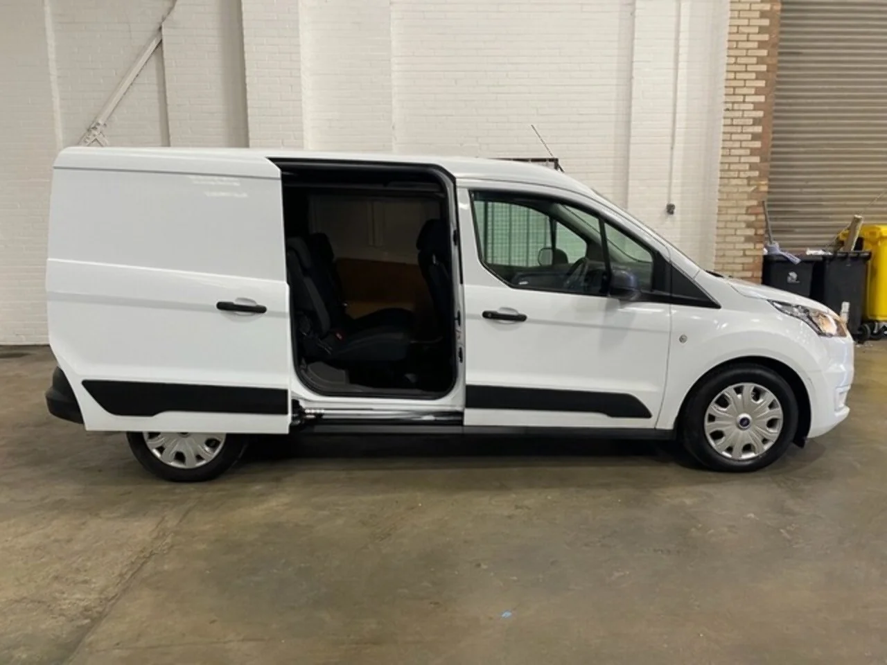 2023 Ford Transit Connect 240 EcoBlue Trend Crew Cab - Thumbnail 3