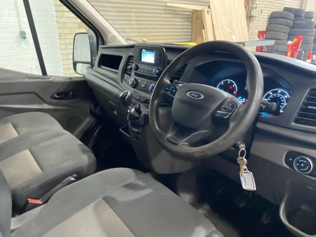 2021 Ford Transit 350 EcoBlue Leader Utility Cab 1 Way Tipper - Thumbnail 4